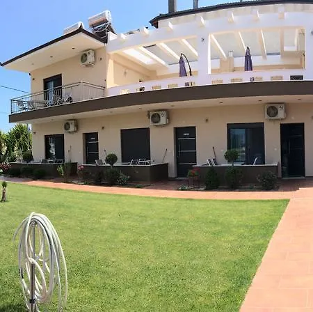 Palmyra Stavros (Thessaloniki)